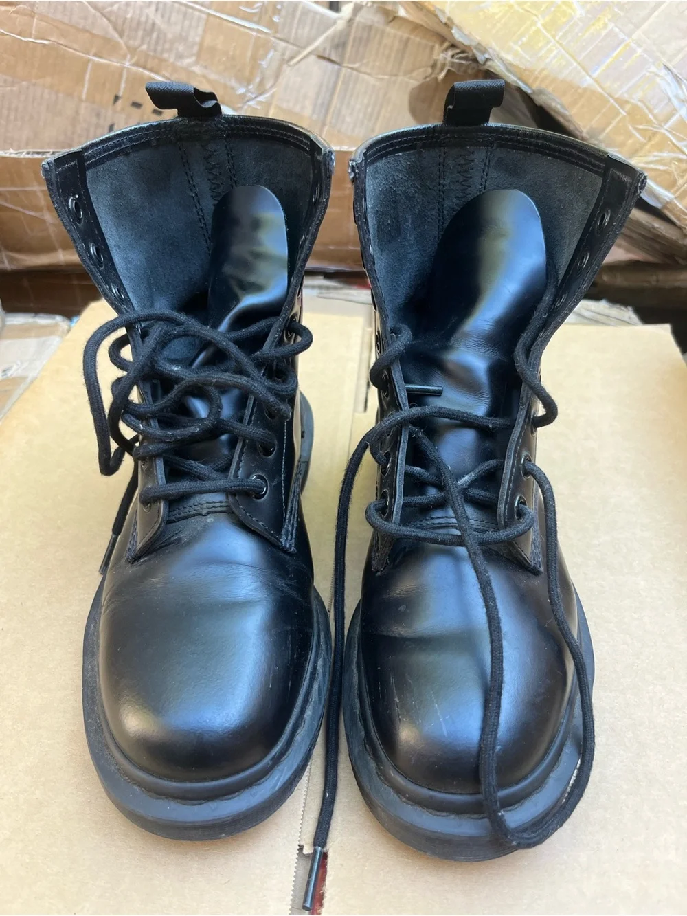 Dr. Martens Men's Black Leather Lace-Up Boots